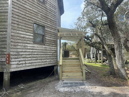 The Scottie D.
Across from Zillie's, a cozy 2-bedroom house in lovely Ocracoke