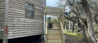The Scottie D.
Across from Zillie's, a cozy 2-bedroom house in lovely Ocracoke