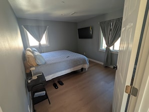 3 bedrooms, free WiFi, bed sheets - Spacious 3-bedroom house in Beautiful Alhambra (Alhambra)