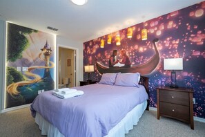 4 chambres, fer et planche à repasser, lit parapluie, Wi-Fi gratuit