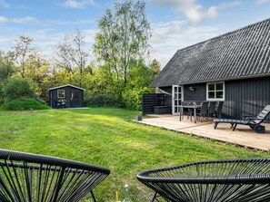 Outdoor dining - "Tomassine" by Interhome (Give)