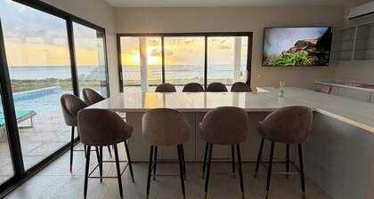 Ocean View Luxury Villa • Heated Pool • 5-Min Walk to Jeremi Beach