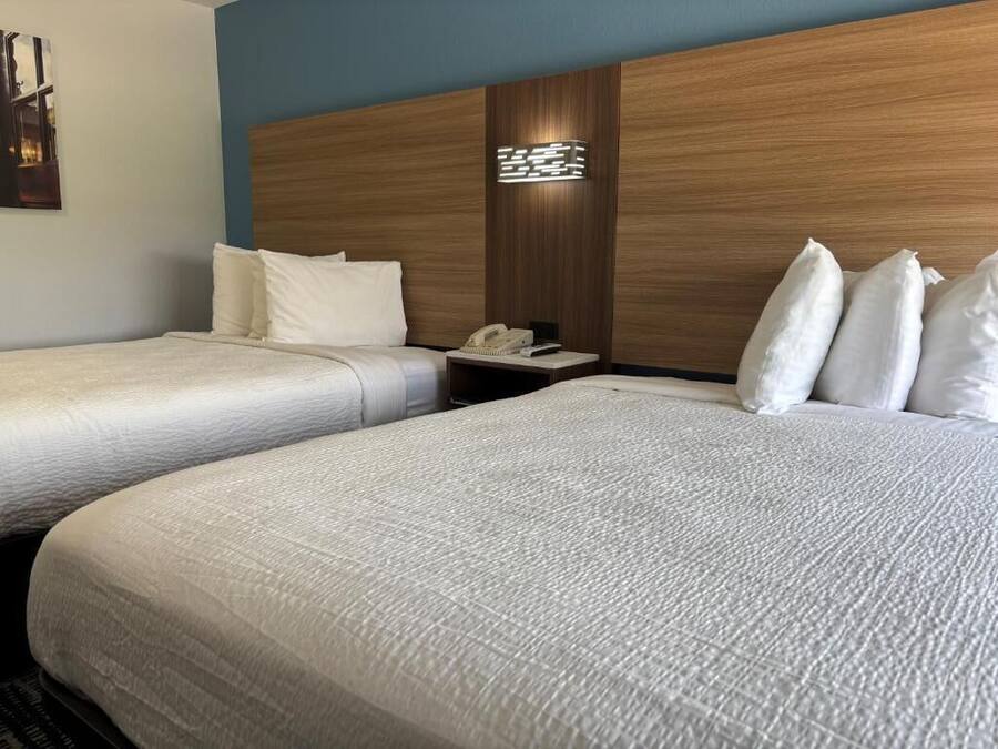 Desk, blackout curtains, iron/ironing board, free WiFi