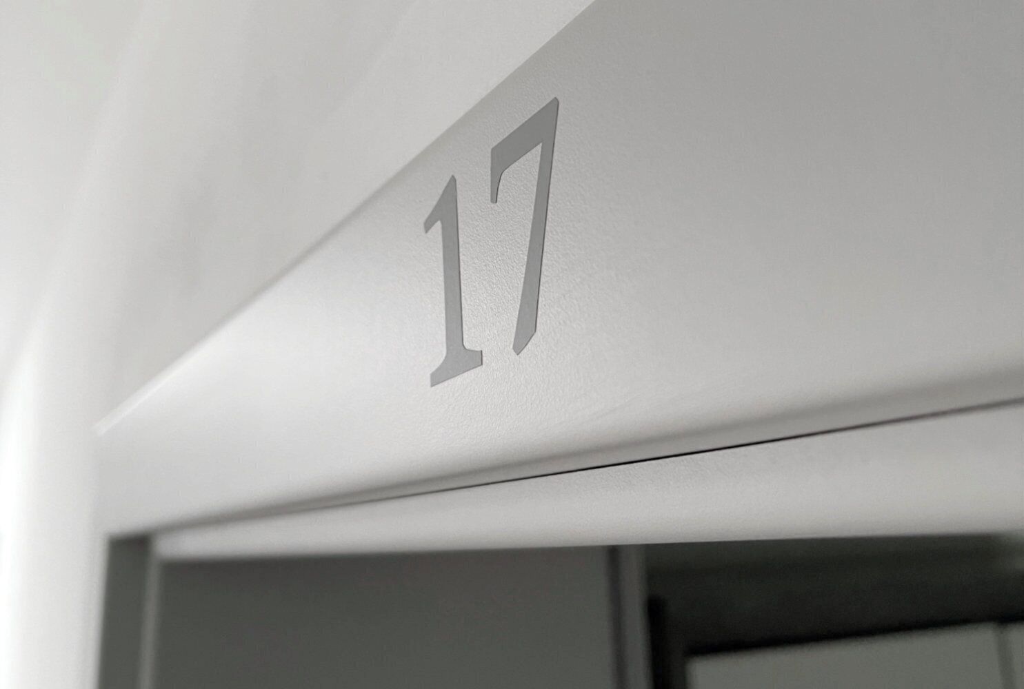 Deluxe Apartment, 2 Bedrooms, Kitchen | Peralatan tempat tidur hipoalergenik, gebar bulu kapas 