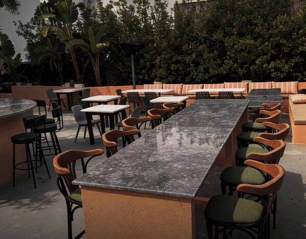 Outdoor dining - INOUT SOCIALS (Muğla)