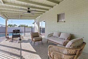 Terrace/patio - Gateway to Mesa Adventures (Mesa)