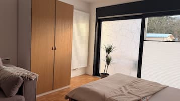 Wifi gratis y ropa de cama