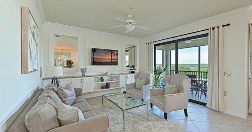 River Strand Golf & Country club  Enjoy this 2 bedroom, 2 bath luxury condo