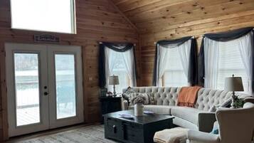 Télévision, cheminée