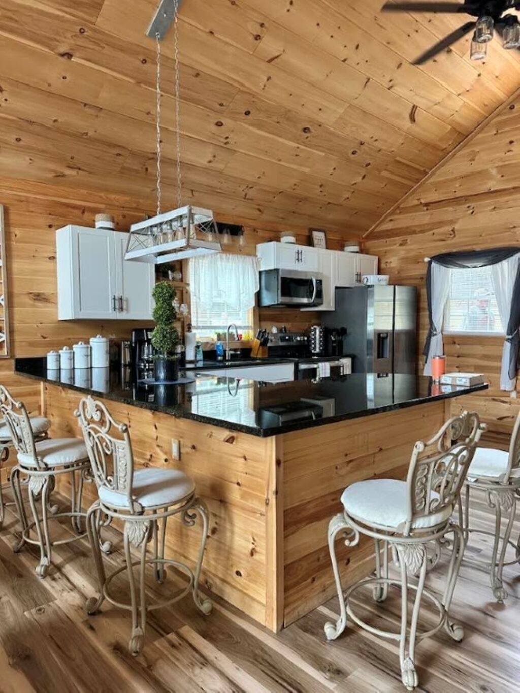 Micro-ondes, four, plaque de cuisson