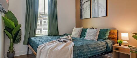 Townhome | Free WiFi