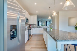 Townhome | Private kitchen