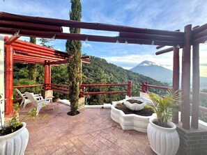 Exterior - Casa Mural (Antigua Guatemala)