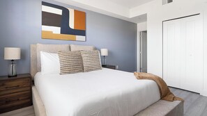 Desk, iron/ironing board, WiFi, bed sheets - Landing | Incredible 2BD, Game Room, Yoga Studio (Fort Myers)