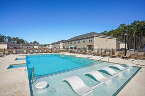 Pool - Landing | Chic 2BD, Pool, Gym (Pooler)