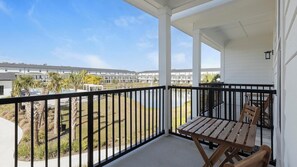 Property grounds - Landing | Spectacular 2BD, Pool, Clubhouse (Lakeland)