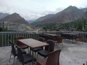 Outdoor dining - Hunza Lavender Hotel (Karimabad)