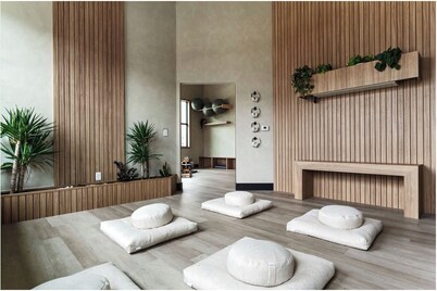 Landing | Chic 2BD, Pool, Clubhouse