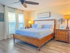 2 habitaciones, tabla de planchar con plancha, internet y ropa de cama