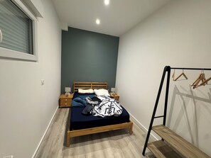 アイロン / アイロン台、インターネット、ベッドシーツ