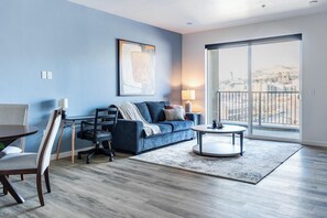 Smart TV - Landing | Modern 1BD in Central City (Salt Lake City)
