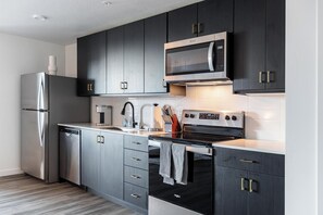 Fridge, dining tables - Landing | Stunning 1BD in Central City (Salt Lake City)