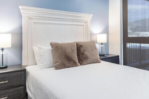 Desk, iron/ironing board, WiFi, bed sheets - Landing | Stylish 1BD in Central City (Salt Lake City)