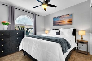 3 Schlafzimmer, Schreibtisch, Bügeleisen/Bügelbrett, kostenloses WLAN