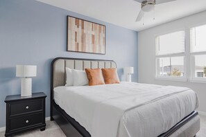 Desk, iron/ironing board, WiFi, bed sheets - Landing | Chic 1BD, Clubhouse, Game Room (Palm Bay)