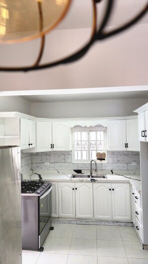 Microwave, oven, stovetop - Cozy 2 bedroom house in marvelous Cabrera- Nagua with AC (Cabrera- Nagua)
