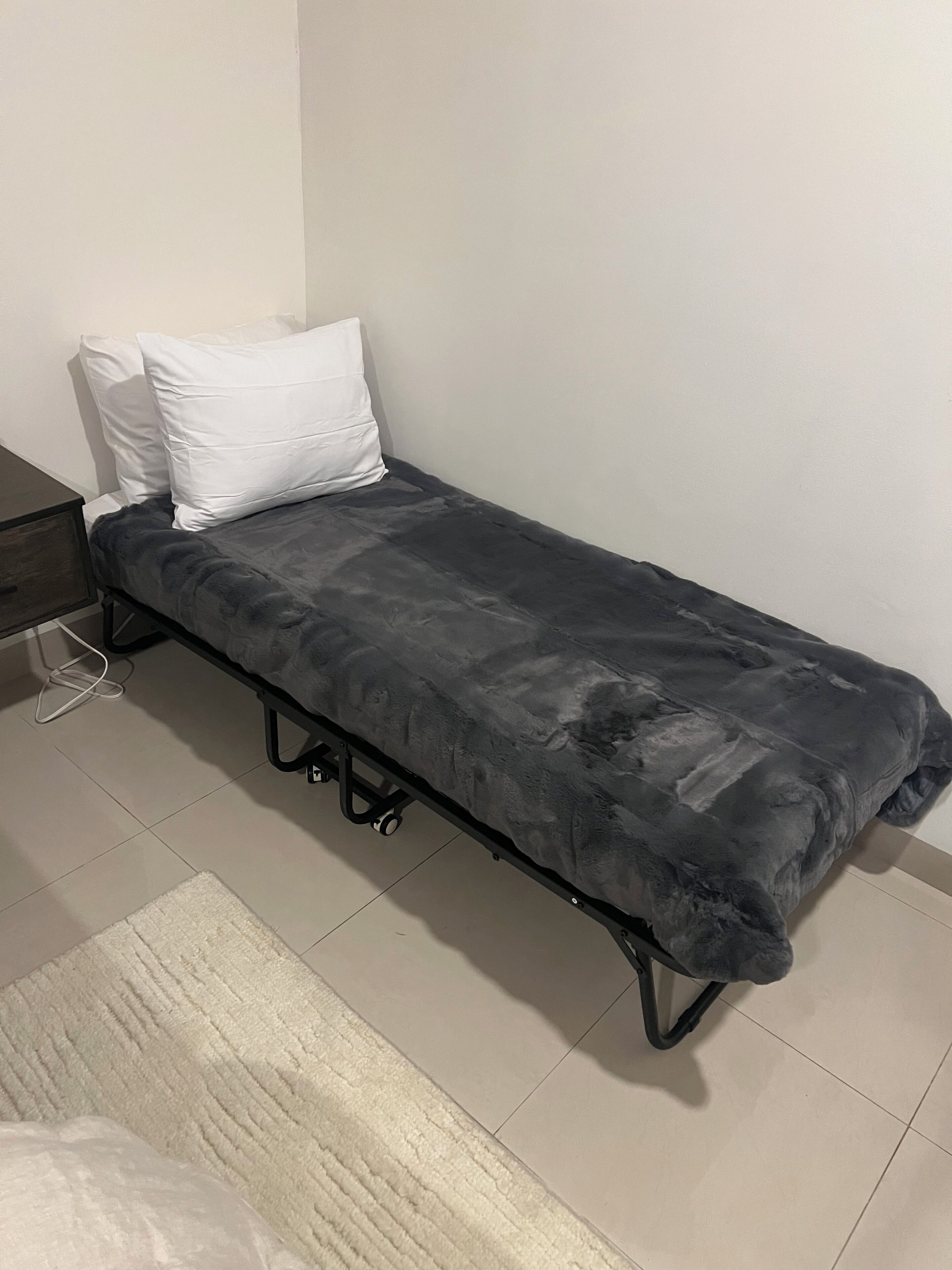 2 bedrooms, desk, free WiFi, bed sheets