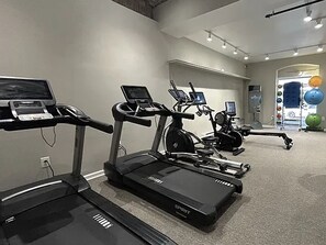 Fitness facility - Landing | Incredible 1BD, Gym (New Haven)