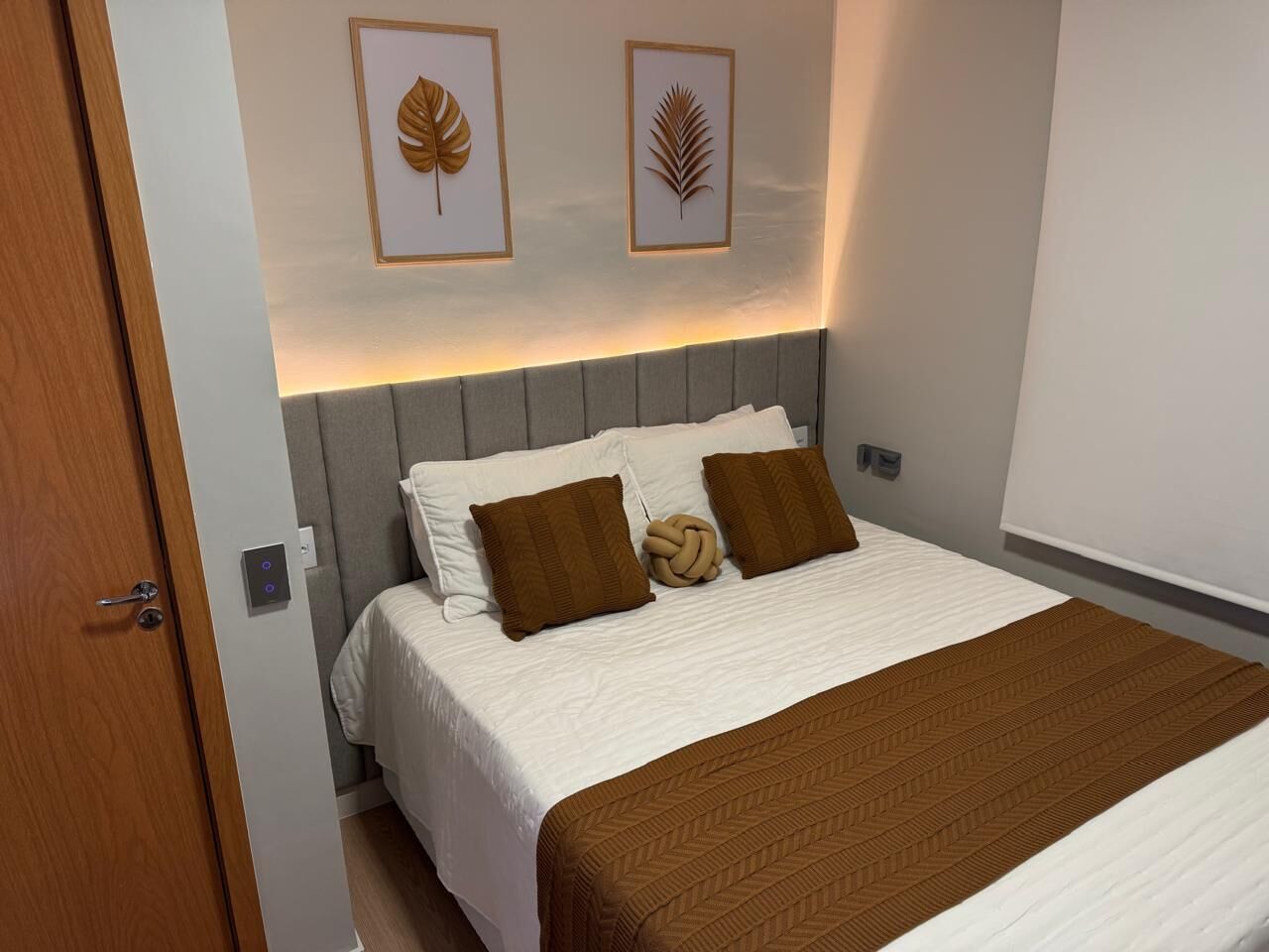 Työpöytä, silitysrauta/-lauta, ilmainen Wi-Fi, vuodevaatteet