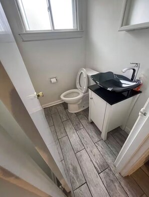 Håndklær og toalettpapir