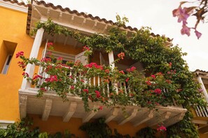 Exterior detail - Best location; magical 4BR house w/ large pool (Cartagena de Indias)