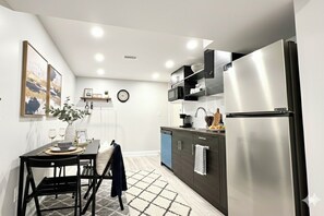 Fridge, microwave, dishwasher, coffee/tea maker - Private studio near YYZ | separate entrance + free Parking (Toronto)