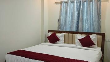 Deluxe Room, City View