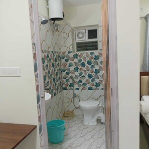 Bathroom - Hotel Ultra Stay (Bhubaneshwar)