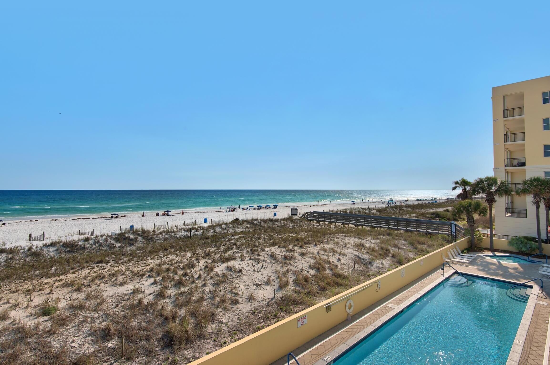 Condo, 1 cama King size y sofá cama (Pelican Isle 202) | Alberca | Alberca al aire libre y alberca climatizada