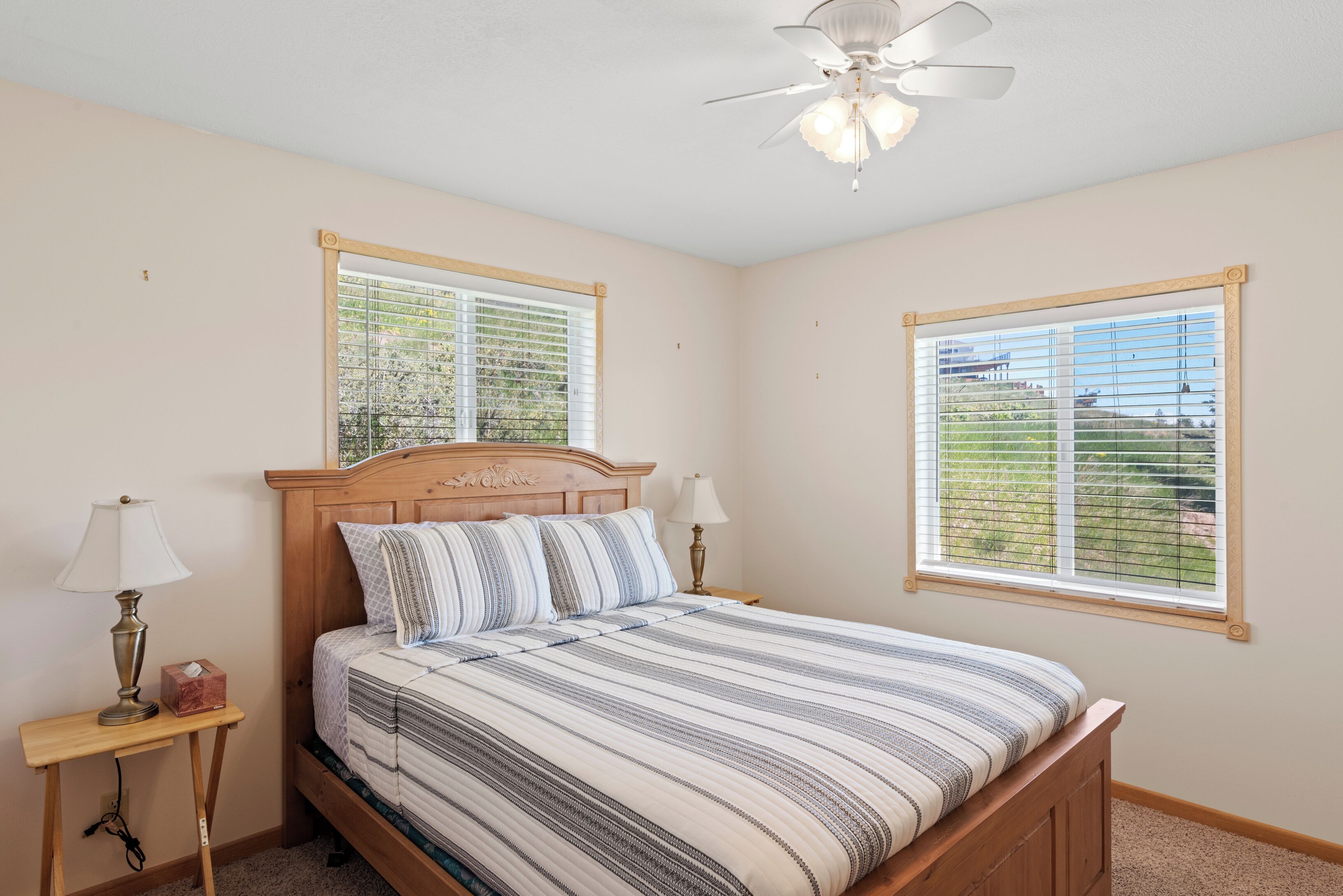 5 bedrooms, iron/ironing board, free WiFi, bed sheets