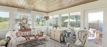 Historic Farmhouse -Modern Amenities -1800’s Charm