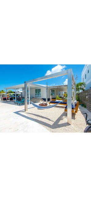 Terrace/patio - Perfect 3/2 with jacuzzi and 28ft dockage (Marathon)