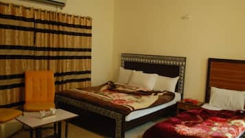 Soundproofing, iron/ironing board, free WiFi