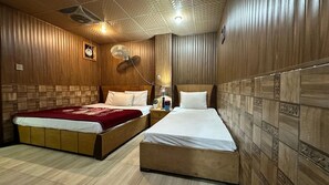 Soundproofing, iron/ironing board, free WiFi - Baoo Jee Hotel  (Islamabad)