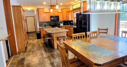 The Gathering Place, 3 BR sleeps 8, Near Hayward close to lakes and trails.