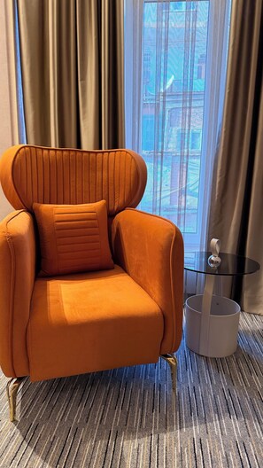 Chambre Supérieure | Minibar, coffres-forts dans les chambres, bureau