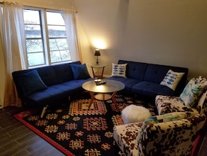 TV - West Coast style, Lakeside Cabin #2 (Eastland County)