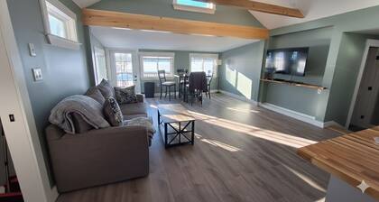 Modern Hermon Pond Retreat: 25ft to Shore, 15m to Bangor, Ice Fishing!