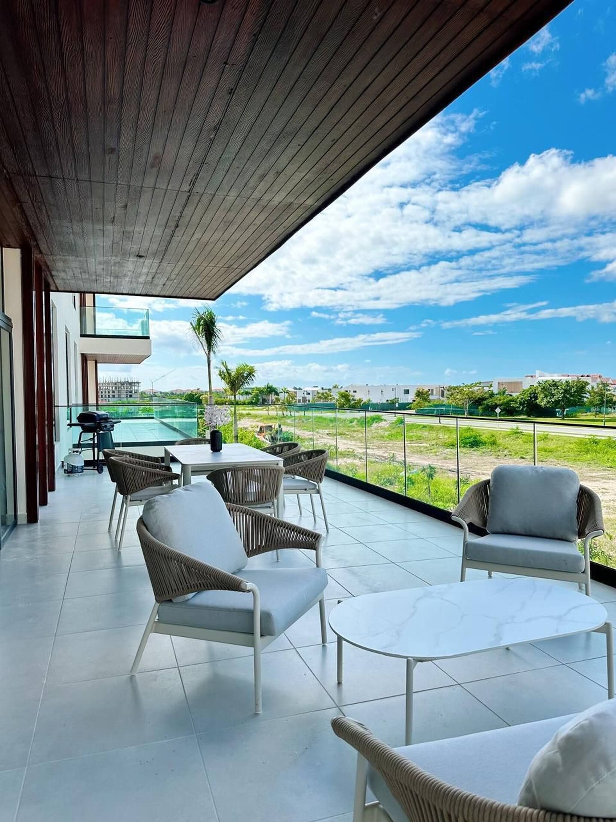 Condo, 3 Bedrooms, Balcony | Lounge