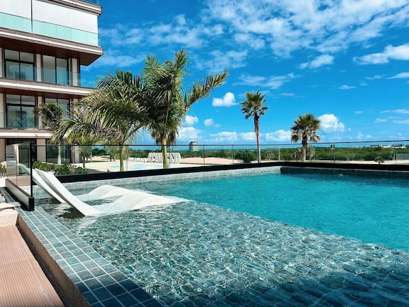 Condo, 3 phòng ngủ, ban công | Hồ bơi | Hồ bơi ngoài trời